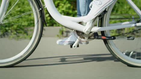 close up video of riding on the city bike