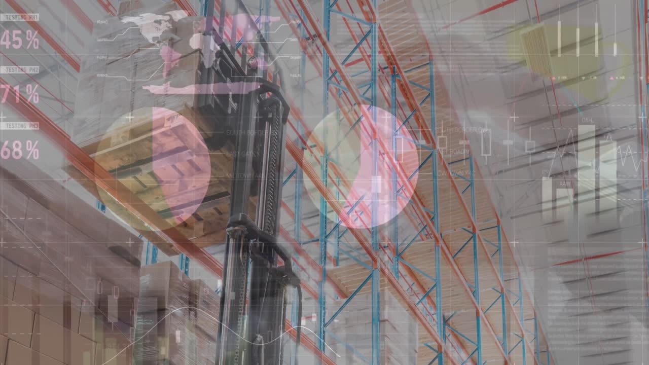 animación del procesamiento de datos financieros y las manos del hombre caucásico sobre el almacén vacío