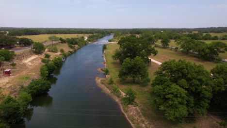 imágenes aéreas del río blanco en blanco texas en el texas hill country-2