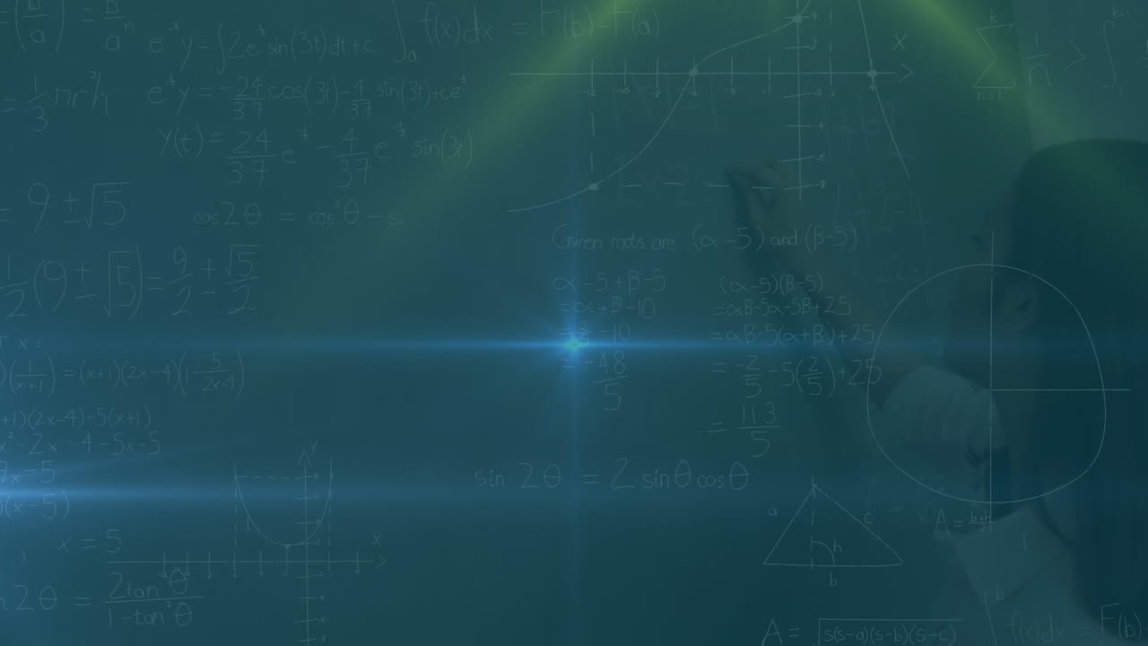 초록색 빛 위에 움직이는 모양의 애니메이션과 검정판에 글을 쓰는 여성