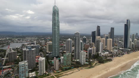 Aerial-View-of-Surfers-Paradise,-Gold-Coast,-Queensland,-Australia