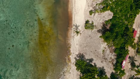 playa pública de bayahibe, la romana en la república dominicana