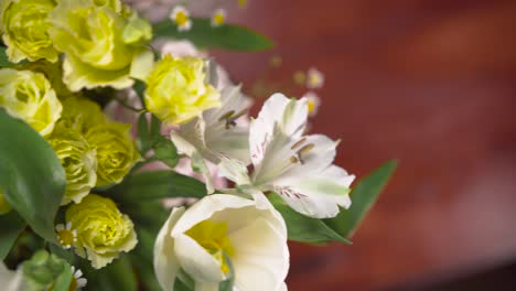 Panning-Across-Wild-Flowers-in-Vase