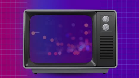 televisor retro que muestra una pantalla púrpura en un fondo vintage