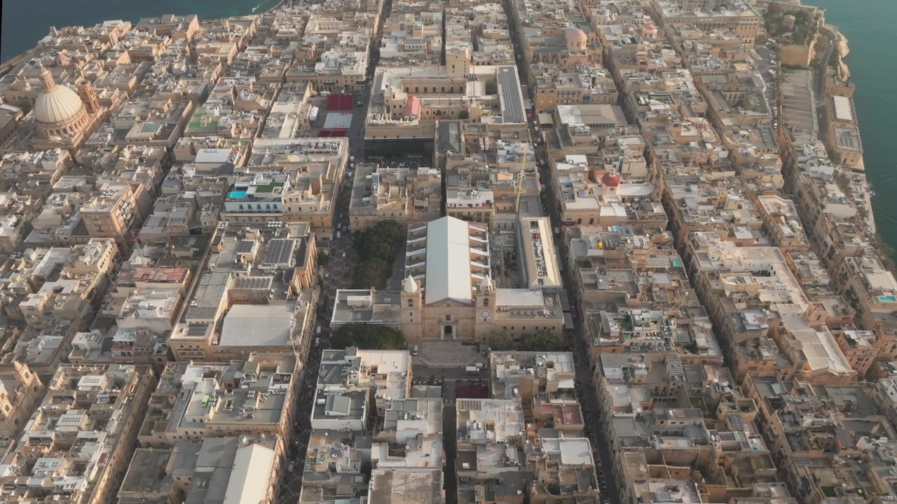 Veduta aerea panoramica della Concattedrale di San Giovanni, cattolica romana, a La Valletta, Malta