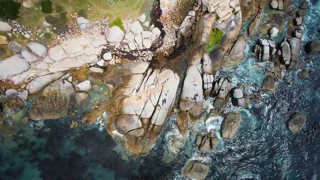 Unveil the picturesque beauty of South Africa's oceanic wonders and mountain landscapes