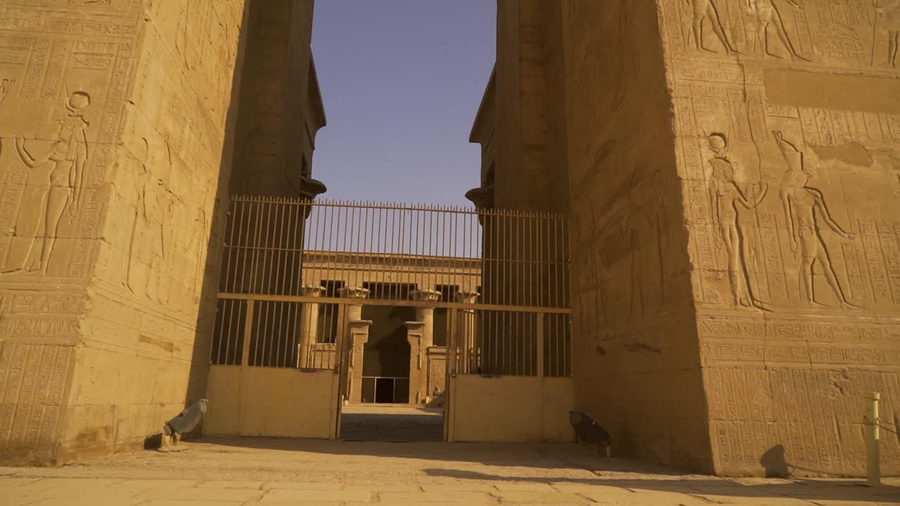 Tempio di Edfu: uno sguardo all'antico Egitto