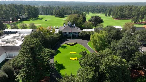 clubhouse at augusta national golf course in georgia