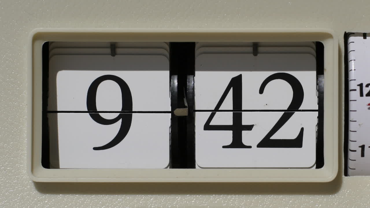 перекидной тактовый генератор 00