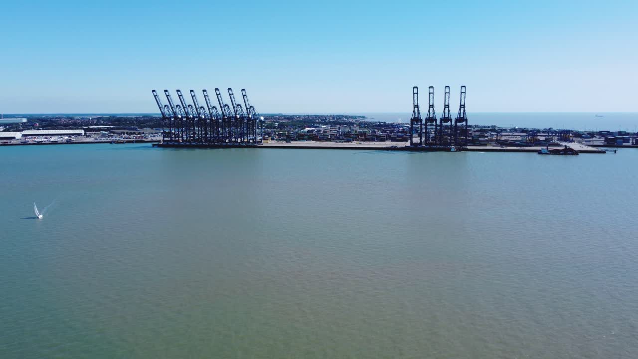 видео, снятое в порт-феликсстоу, хатчисон-портс, суфолк, великобритания
