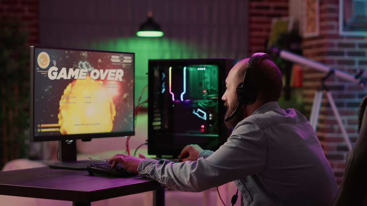 Gamer streaming competiton in online space shooter feeling disappointed after losing on gaming pc