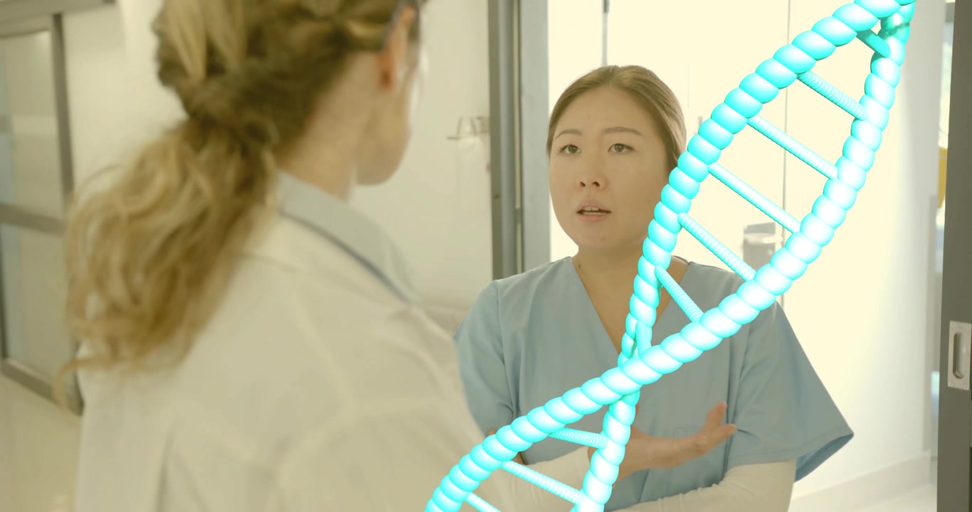 病院の廊下で看護師が医師に近づき、光るDNAらせんを伴いながらDNAプロトコルについて質問する。