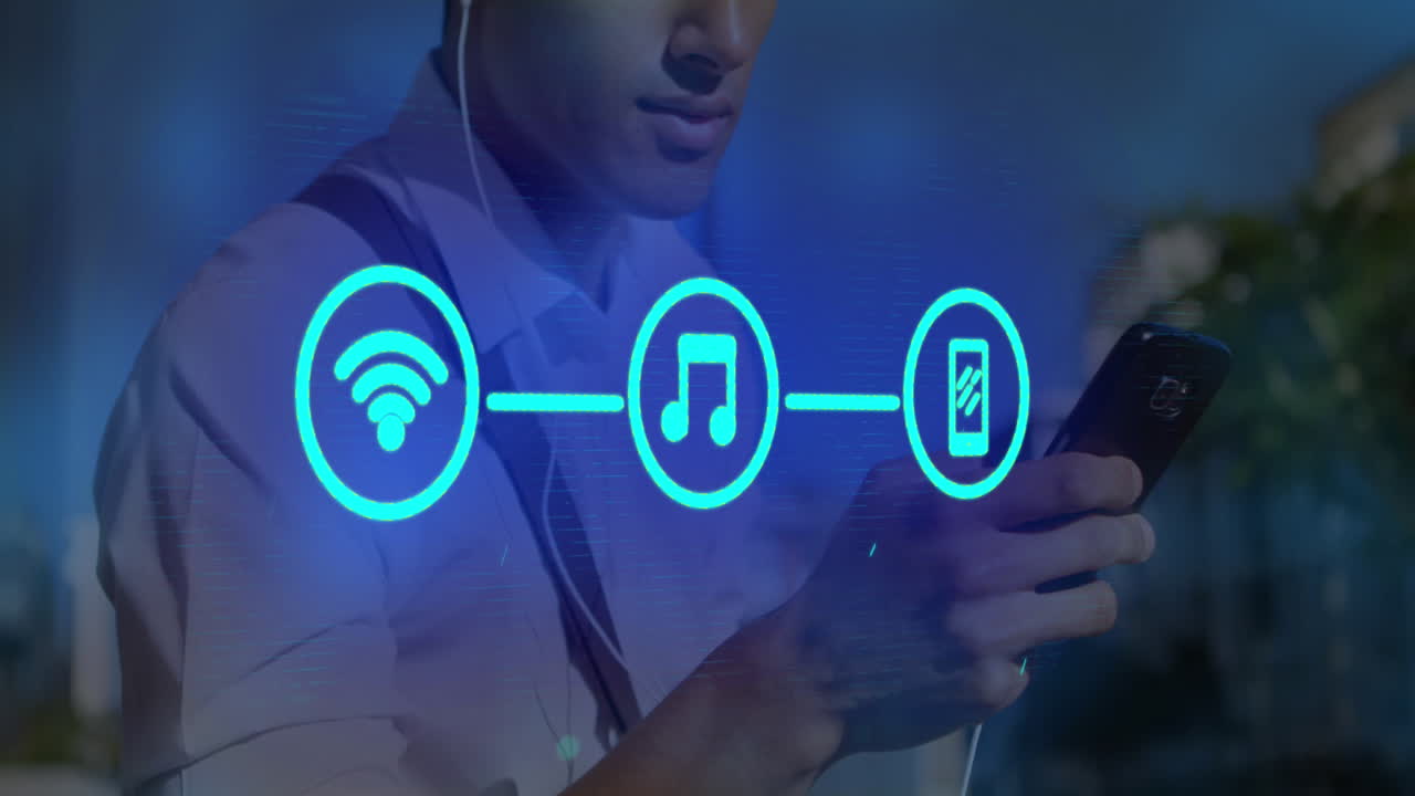 animación de una red de iconos digitales de neón sobre un hombre biracial que usa un teléfono inteligente en la calle