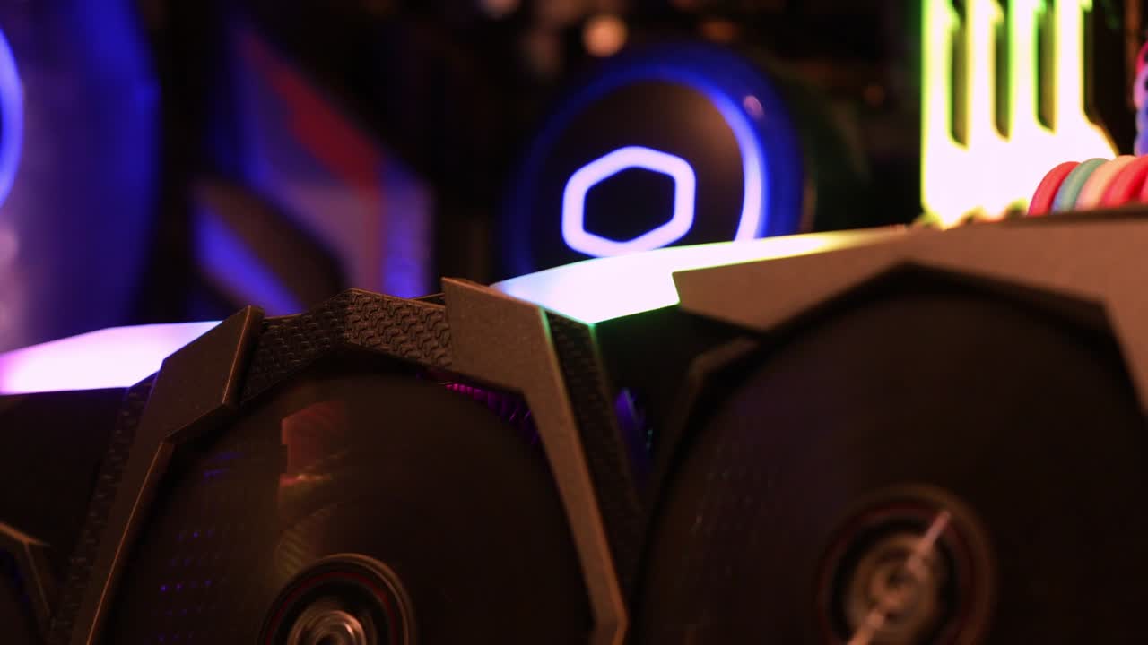 Custom gaming PC interior: refrigeration fans and LED lights