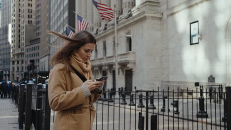 woman using phone in new york city