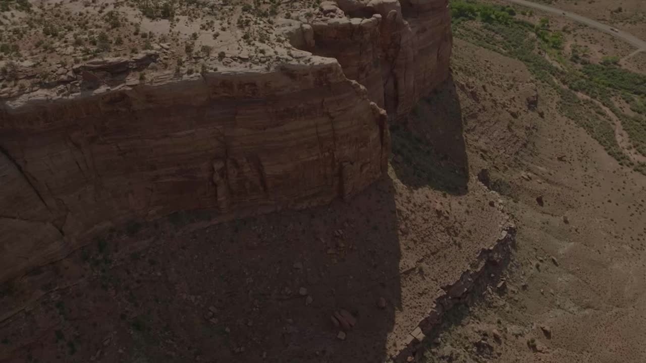 los acantilados del desierto de moab utah