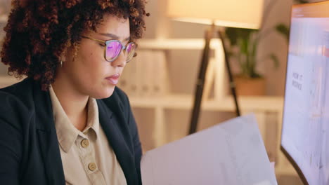 Journalist,-office-or-woman-typing-on-computer