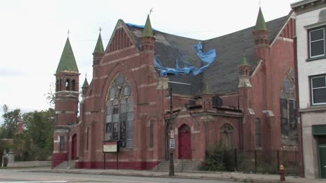 Iglesia-Presbiteriana-Unida-De-La-Avenida-Trumbull-Podrida,-Detroit,-Michigan,-Estados-Unidos-1