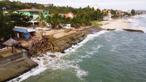 escena de la ciudad costera obstaculizada por el aumento del nivel del mar, vietnam