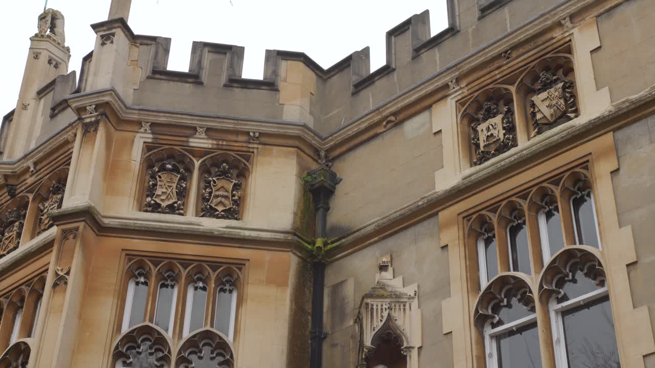 внешний фасад дома "страуберри хилл" в архитектуре грузинского готического возрождения в твикенхеме, большой лондон, англия, великобритания