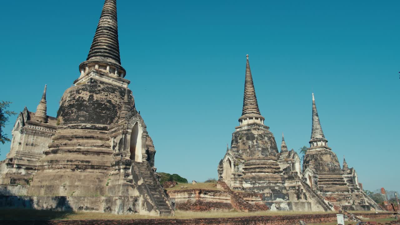 Ba ngôi tháp điện ảnh 4K của chùa Wat Phra Si Sanphet (2)
