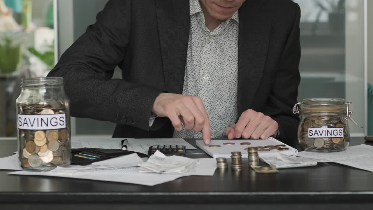 남자 가족 예산을 계산하여 분배합니다.