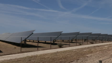 Paisaje-De-Paneles-Solares,-Para-Transformar-La-Energía-Solar