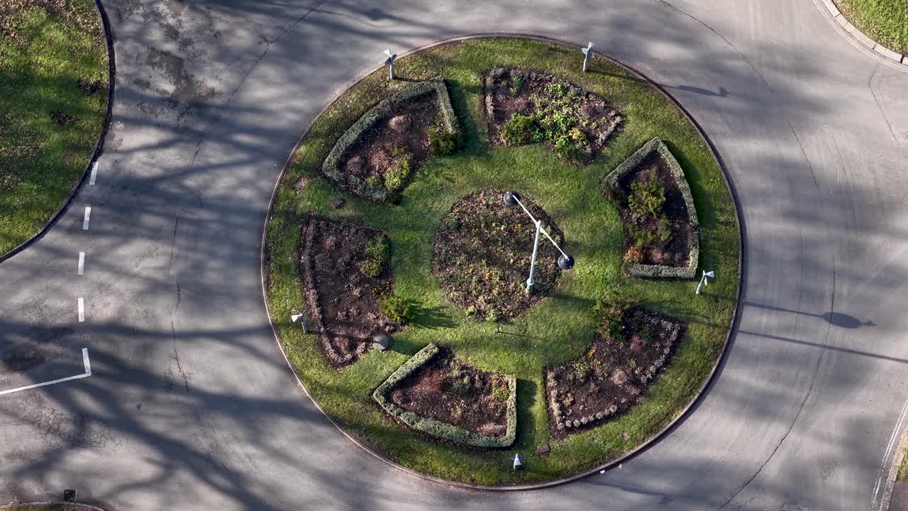 Sollershott circus, the first roundabout in the uk with greenery, aerial view