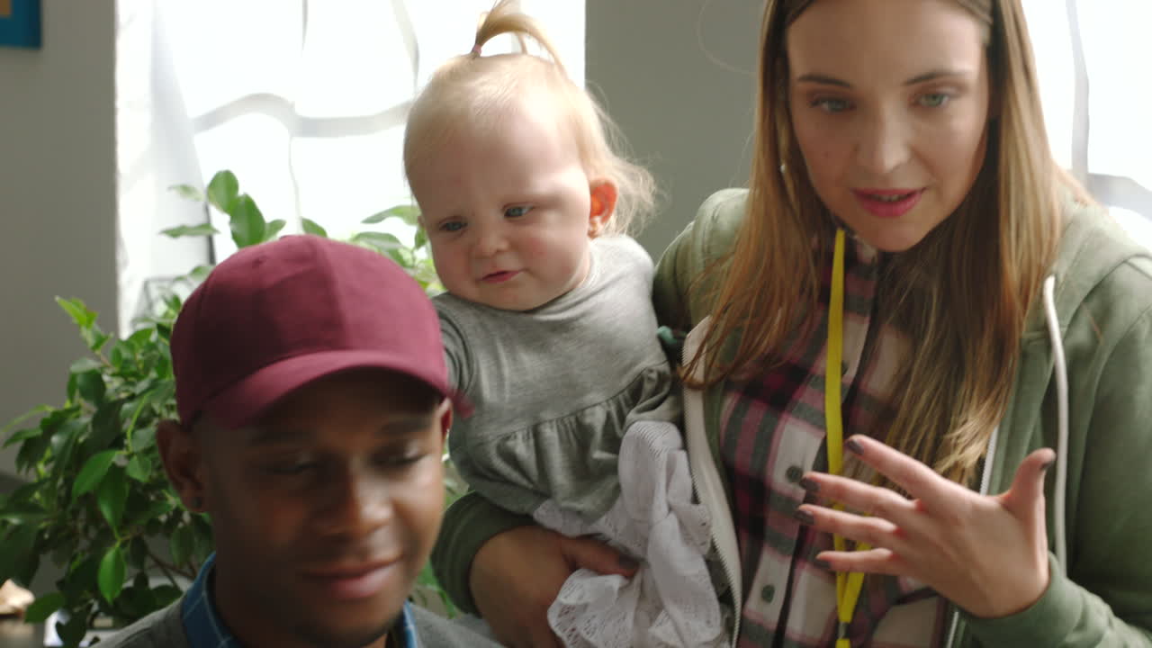 사업가, 아기를 둔 엄마