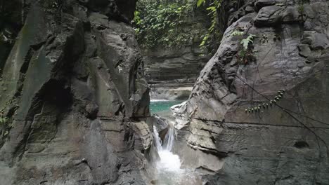 cascadas de waimarang isla de sumba este de indonesia-13