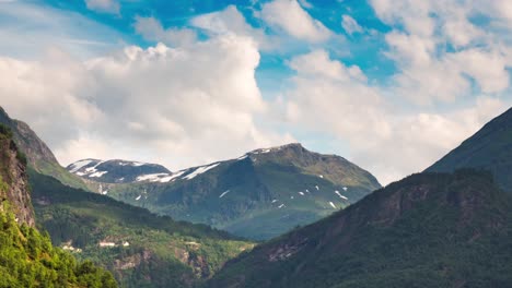 Zeitraffer-Geiranger-Fjord-Norwegen