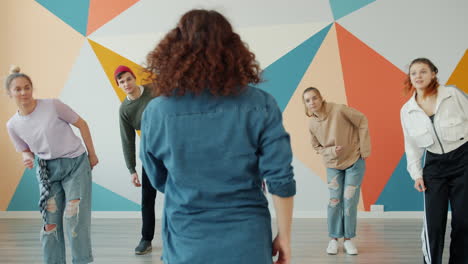clase de baile en curso