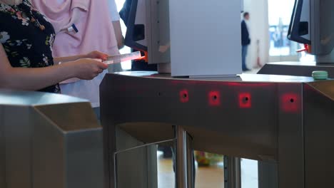 airport security check