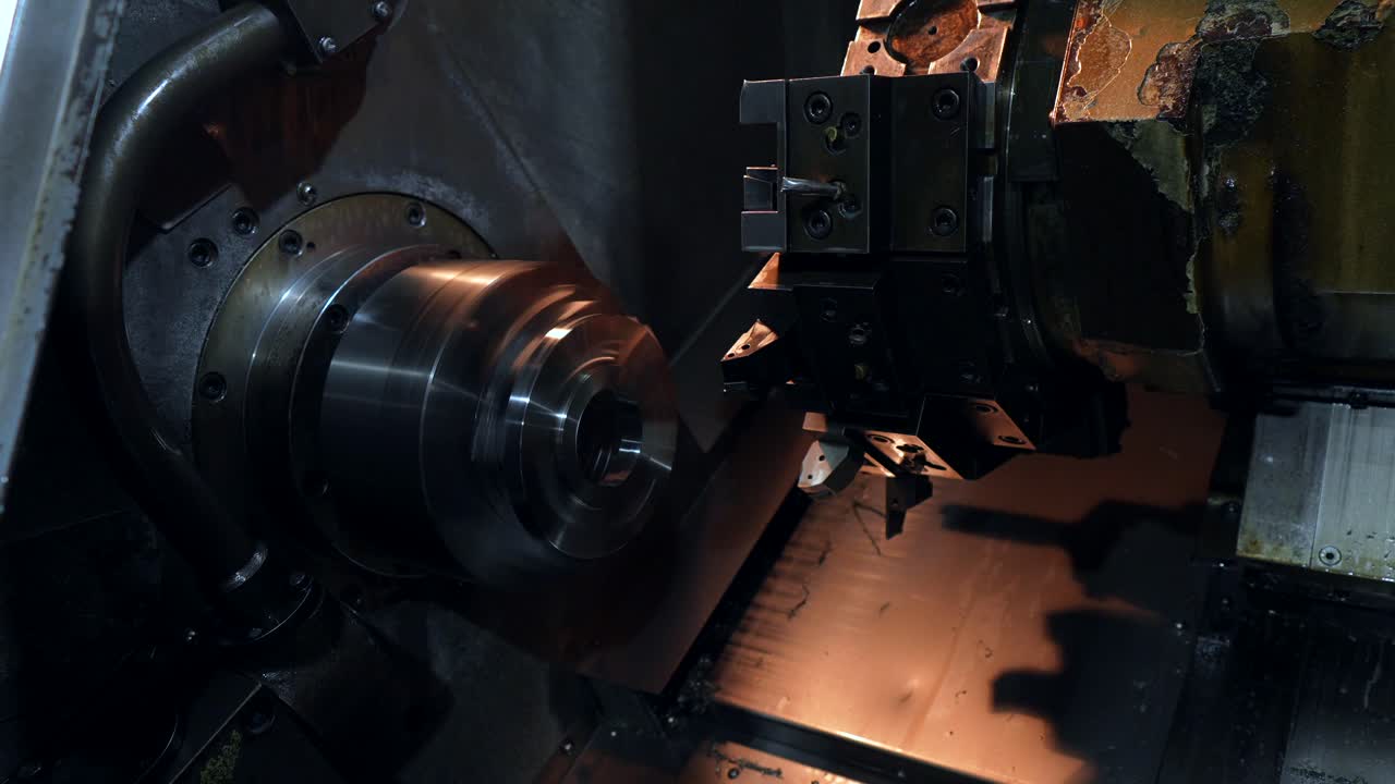 Utilizzo di un tornio CNC