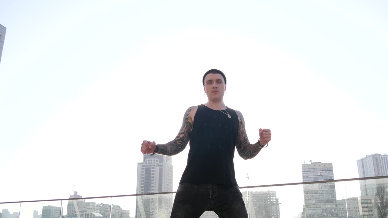 현대 합 스트리트 댄서, 문신이 있는 스터, 키, 도시 댄스, 프리스타일