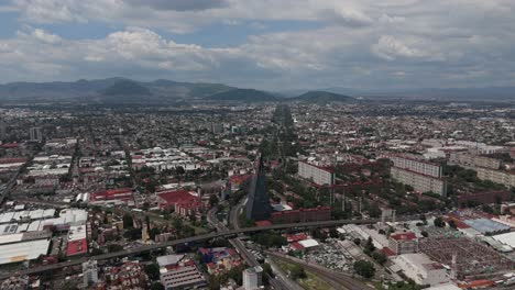 aerial view of the northern part of cdmx, showing the urban landscape