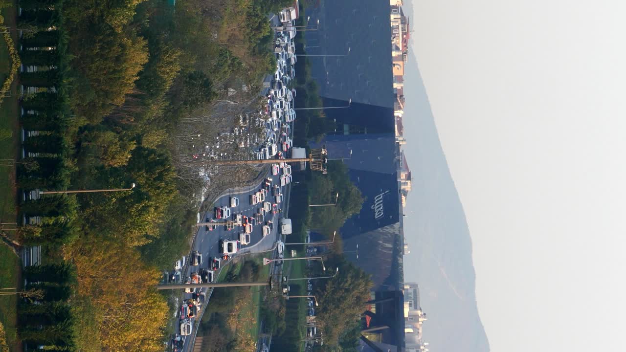 도시 거리에서 교통 체증