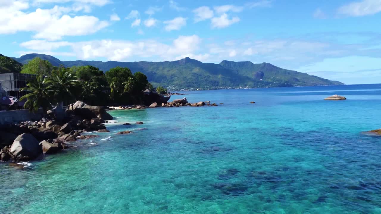 세이 ⁇  의 아름다운 해안 집 들