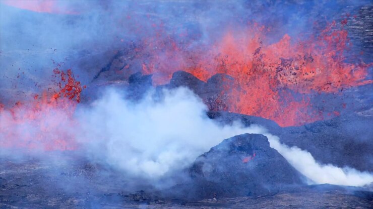 slow motion Kilauea Crater Eruption September 11 viewed from the east or south east corner
