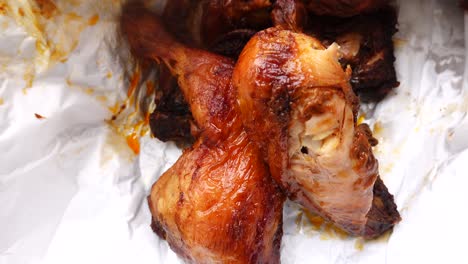 grilled chicken wings with spicy sauce