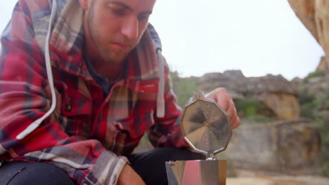 man open the lid of utensils 4k