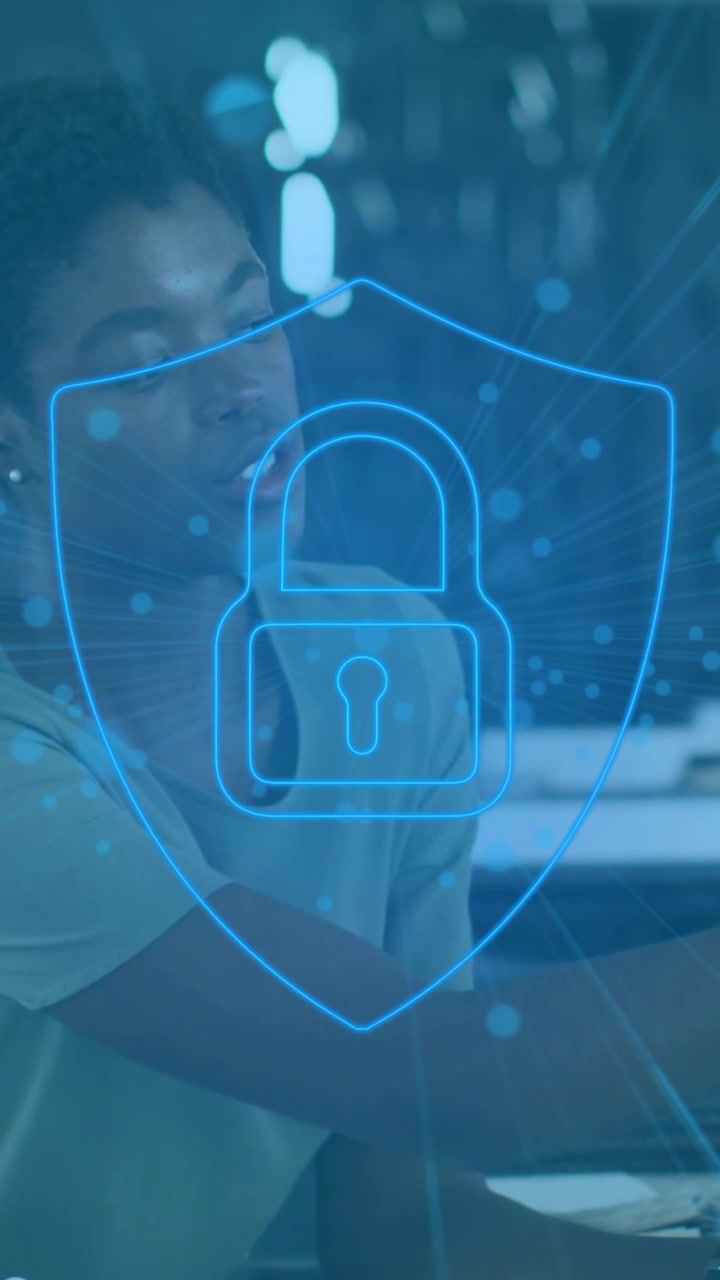 Animazione di elaborazione dati su diverse persone d'affari che parlano in ufficio.