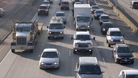 Cars-driving-through-city-traffic-on-I-5-in-Seattle