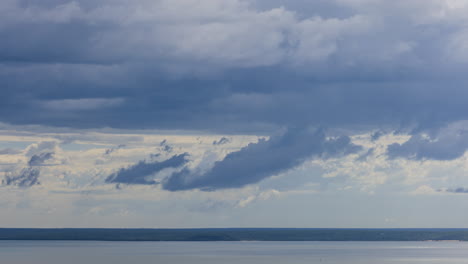 timelapse of a wet season storm as its moving across darwin harbour