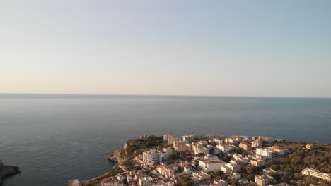 Spanien-Mallorca-Cala-Figuera-Ansicht-Von-Oben-Mit-Einer-Drohne-Bei-4k-24-Fps-Mit-Nd-filtern-Und-Zu-Verschiedenen-Tageszeiten-Mit-Dji-Mavic-Air