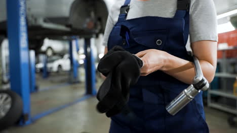 mechanic in the workshop