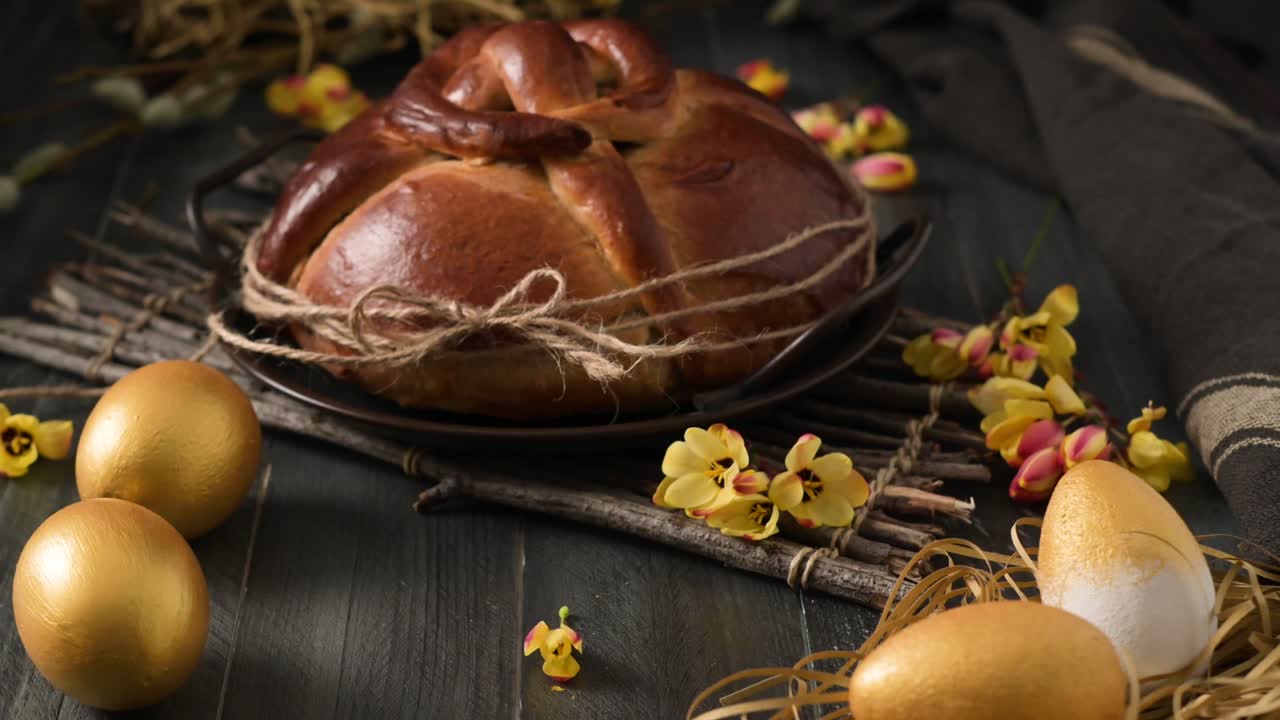 folar de pascua con huevo