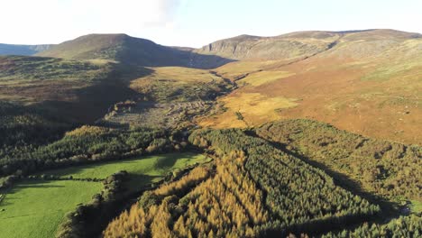 El-Río-Mahon-Fluye-Desde-Las-Montañas-Comeragh-Waterford-Irlanda