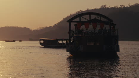 sunset riverboat dinner cruise