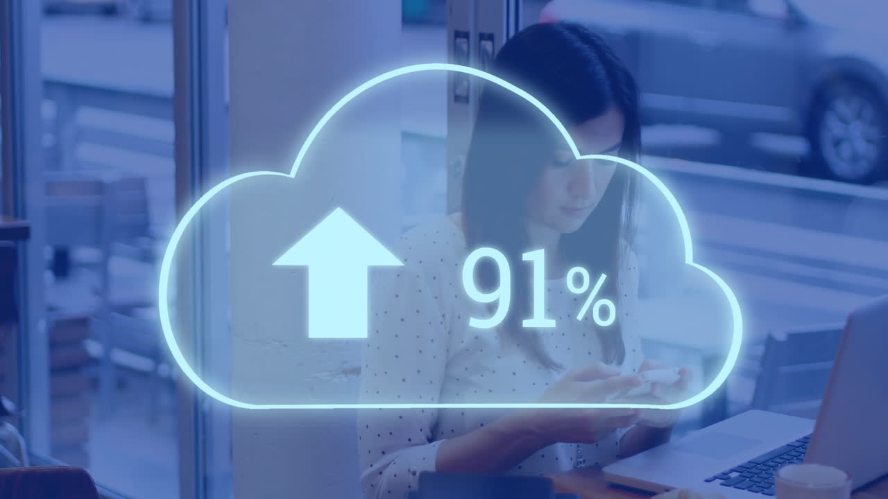 animación de nube con porcentajes y flecha sobre mujer de negocios biracial usando teléfono inteligente